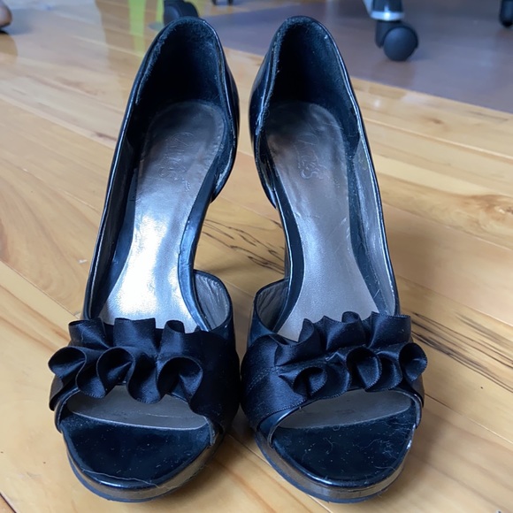 Carlos Santana Heels - Picture 2 of 5